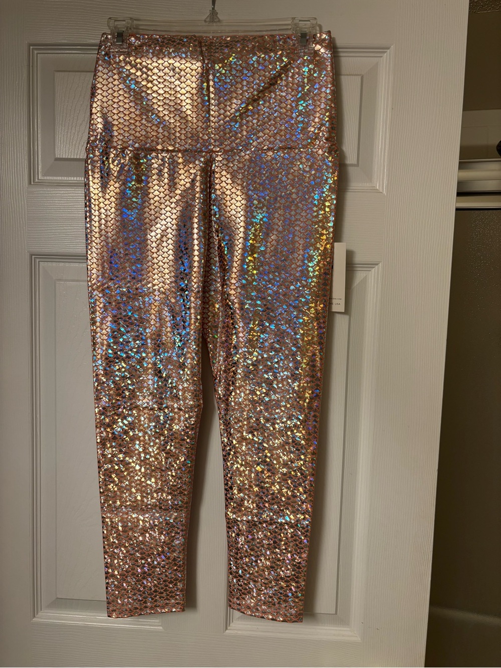 New w/tag Emily Hsu Designs coral mermaid Holographic Leggings - Sz L.